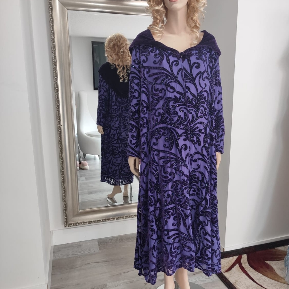 Purple Beaded & Hooded Robe - Picture 2 of 4